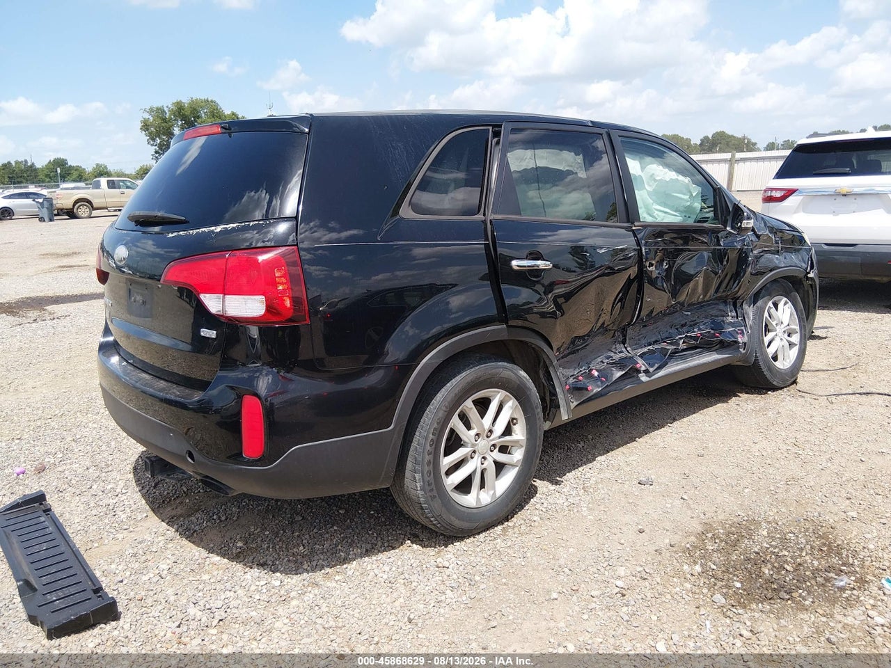 2015 KIA SORENTO LX · 4/11