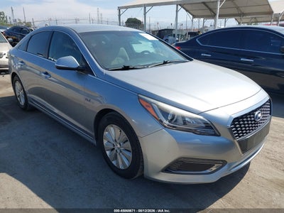 2016 HYUNDAI SONATA HYBRID SE