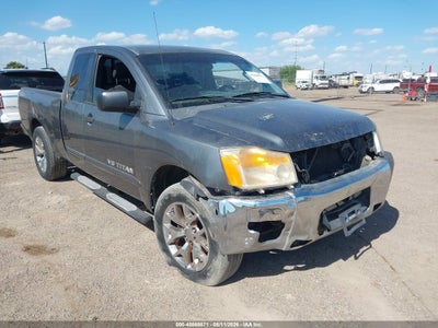 1N6BA0CH0DN****** · 2013 NISSAN TITAN SV