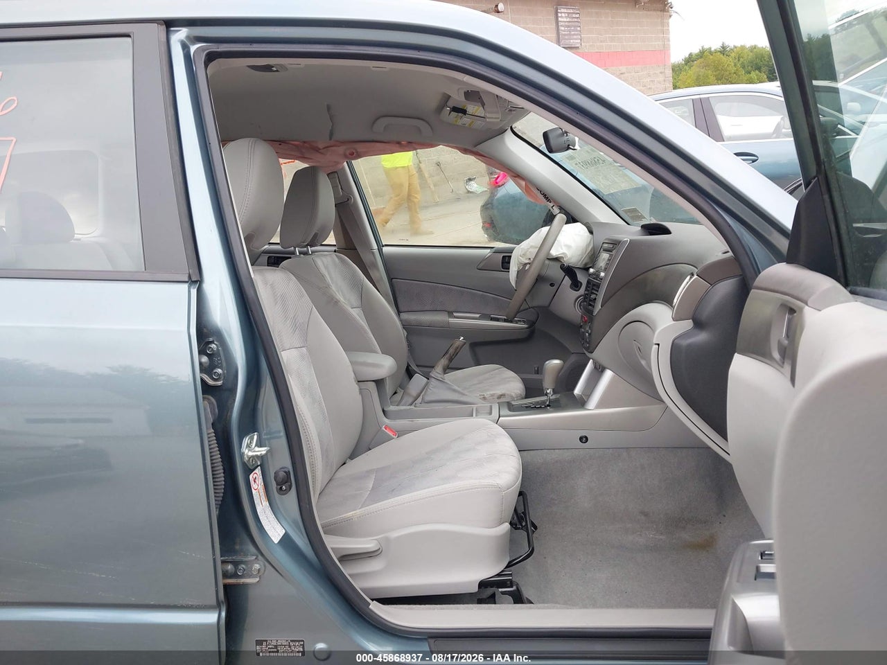 2010 SUBARU FORESTER 2.5X · 5/11