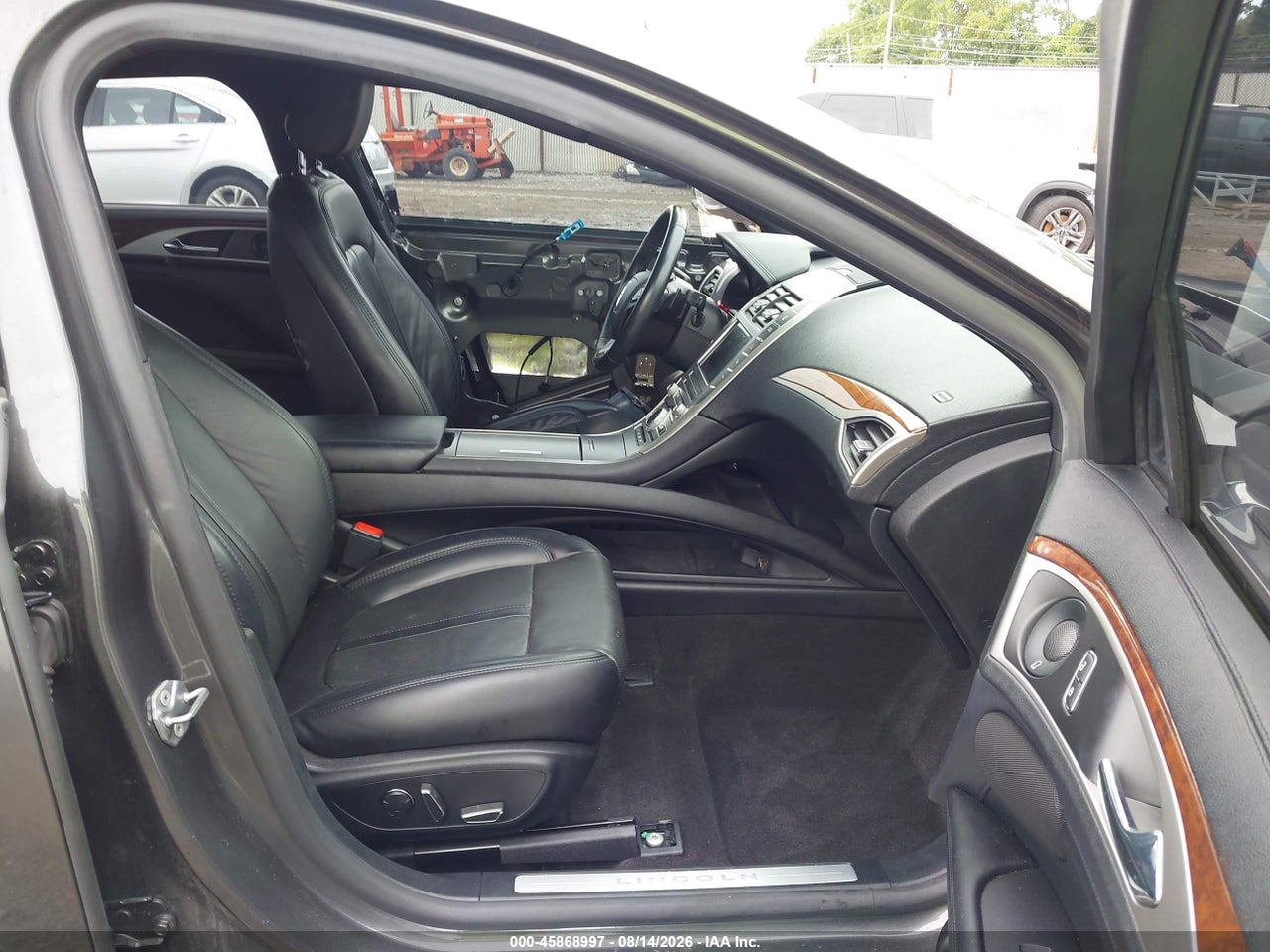 2020 LINCOLN MKZ RESERVE · 5/11