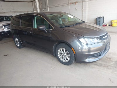 2C4RC1CG7HR****** · 2017 CHRYSLER PACIFICA LX