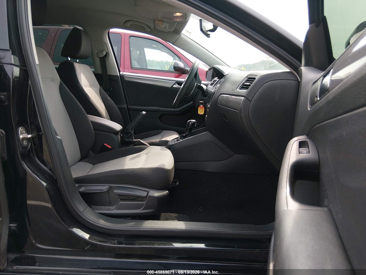 2017 VOLKSWAGEN JETTA 1.4T S · 5/11