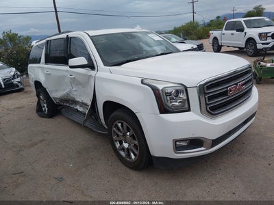 1GKS2GKC4HR****** · 2017 GMC YUKON XL SLT