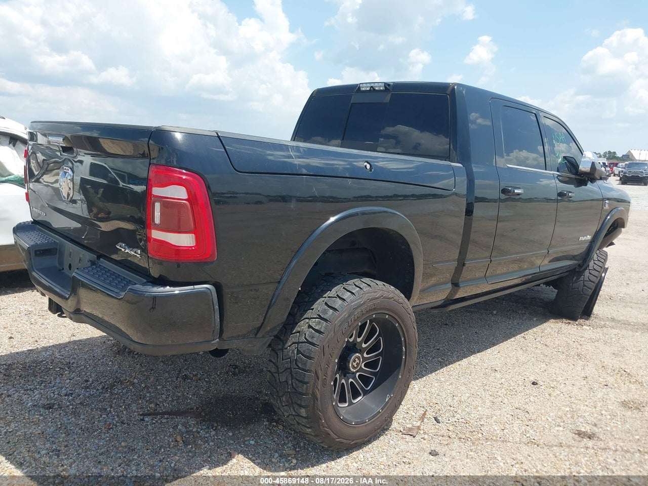 2019 RAM 2500 LIMITED  4X4 6'4 BOX · 4/11