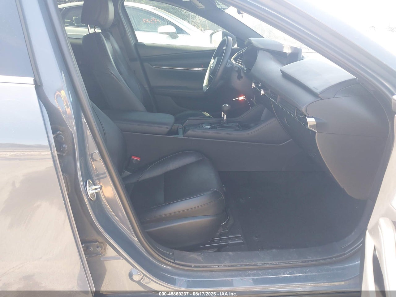 2021 MAZDA MAZDA3 PREMIUM · 5/11