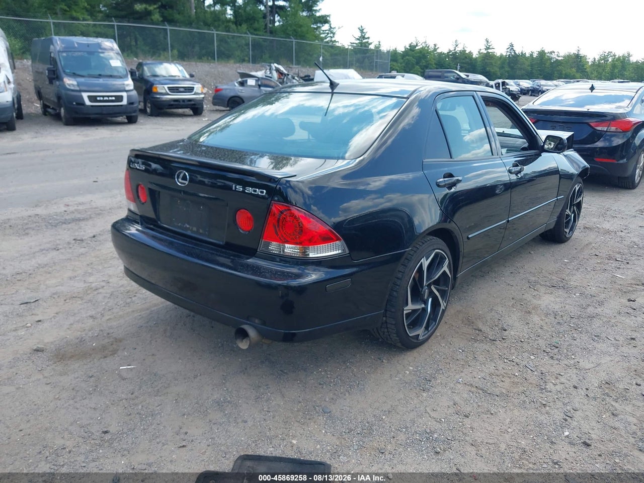 2003 LEXUS IS 300   · 4/11