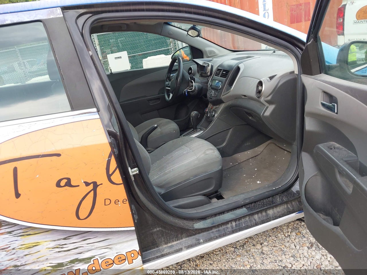 2015 CHEVROLET SONIC LT AUTO · 5/11