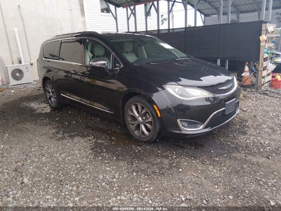 2C4RC1GGXHR****** · 2017 CHRYSLER PACIFICA LIMITED