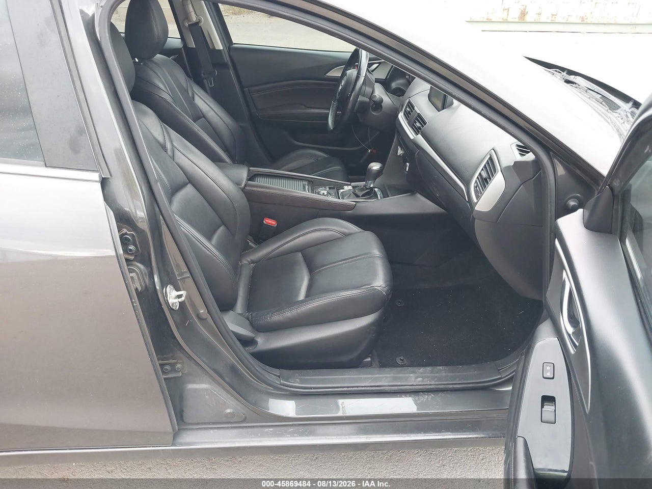 2018 MAZDA MAZDA3 TOURING · 5/11