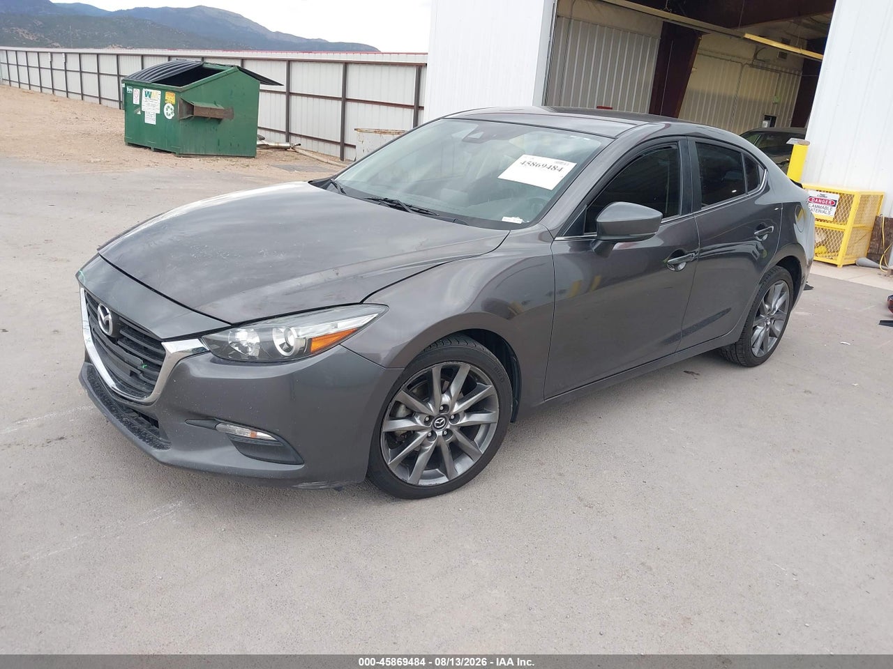 2018 MAZDA MAZDA3 TOURING · 2/11