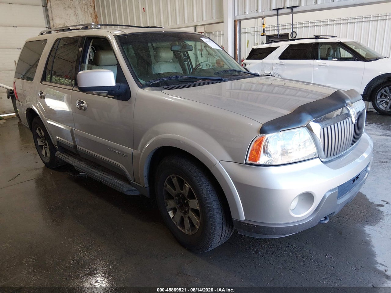 5LMFU28R43L****** · 2003 LINCOLN NAVIGATOR