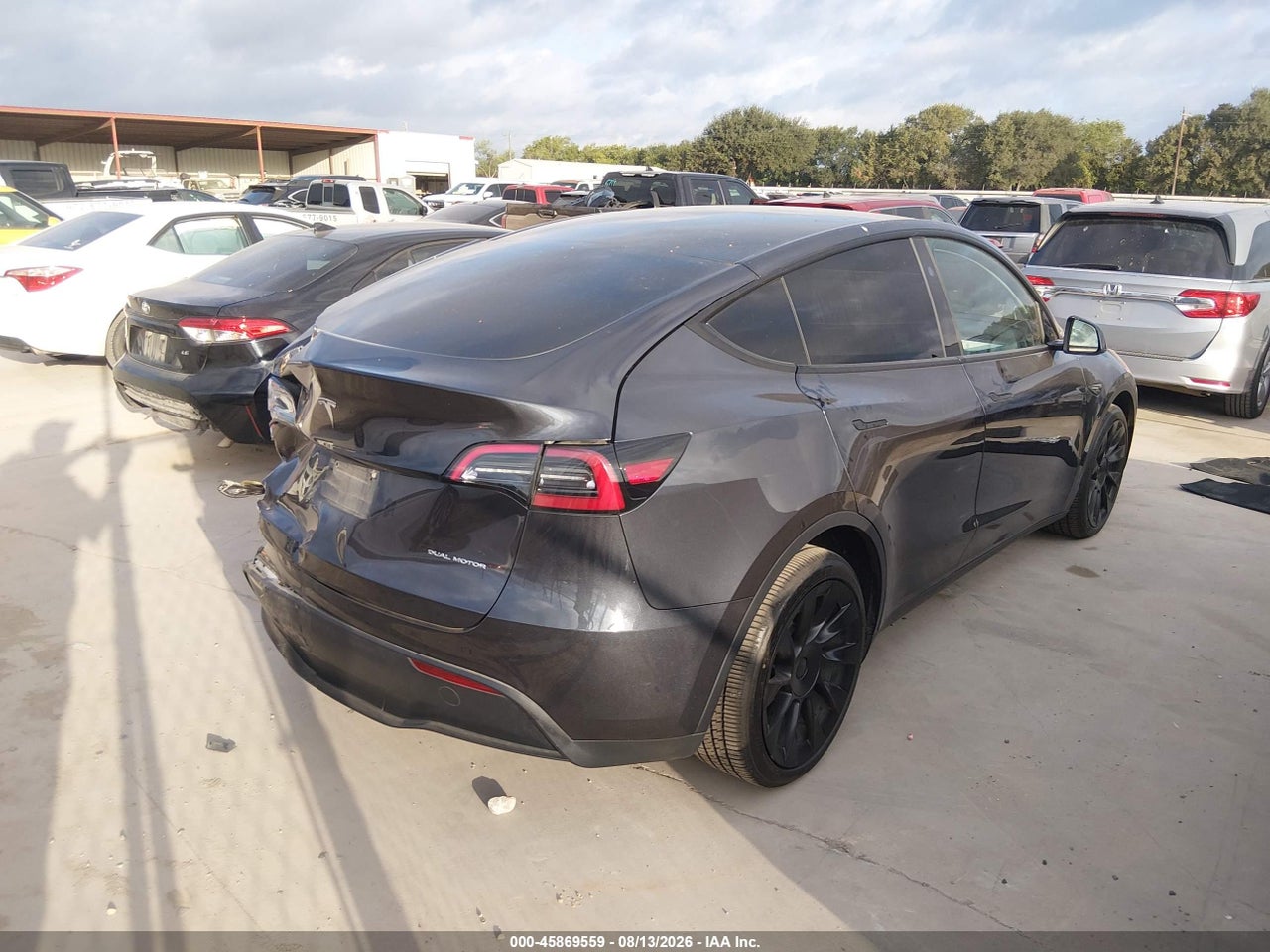 2024 TESLA MODEL Y LONG RANGE DUAL MOTOR ALL-WHEEL DRIVE · 4/9