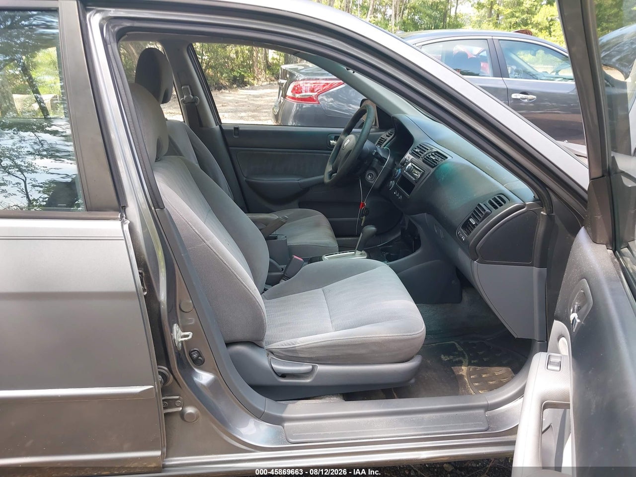 2004 HONDA CIVIC LX · 5/11