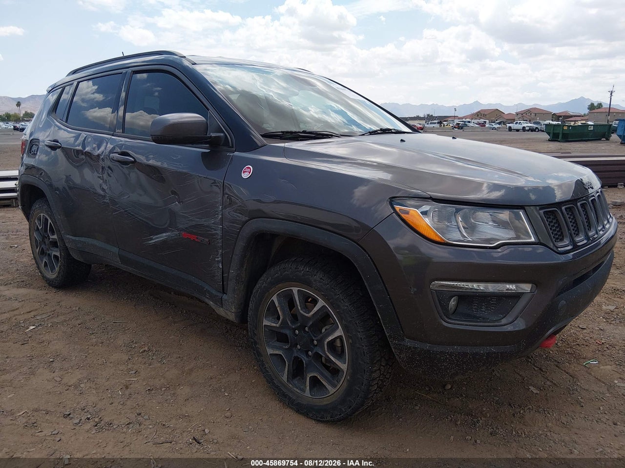 3C4NJDDB6KT****** · 2019 JEEP COMPASS TRAILHAWK 4X4