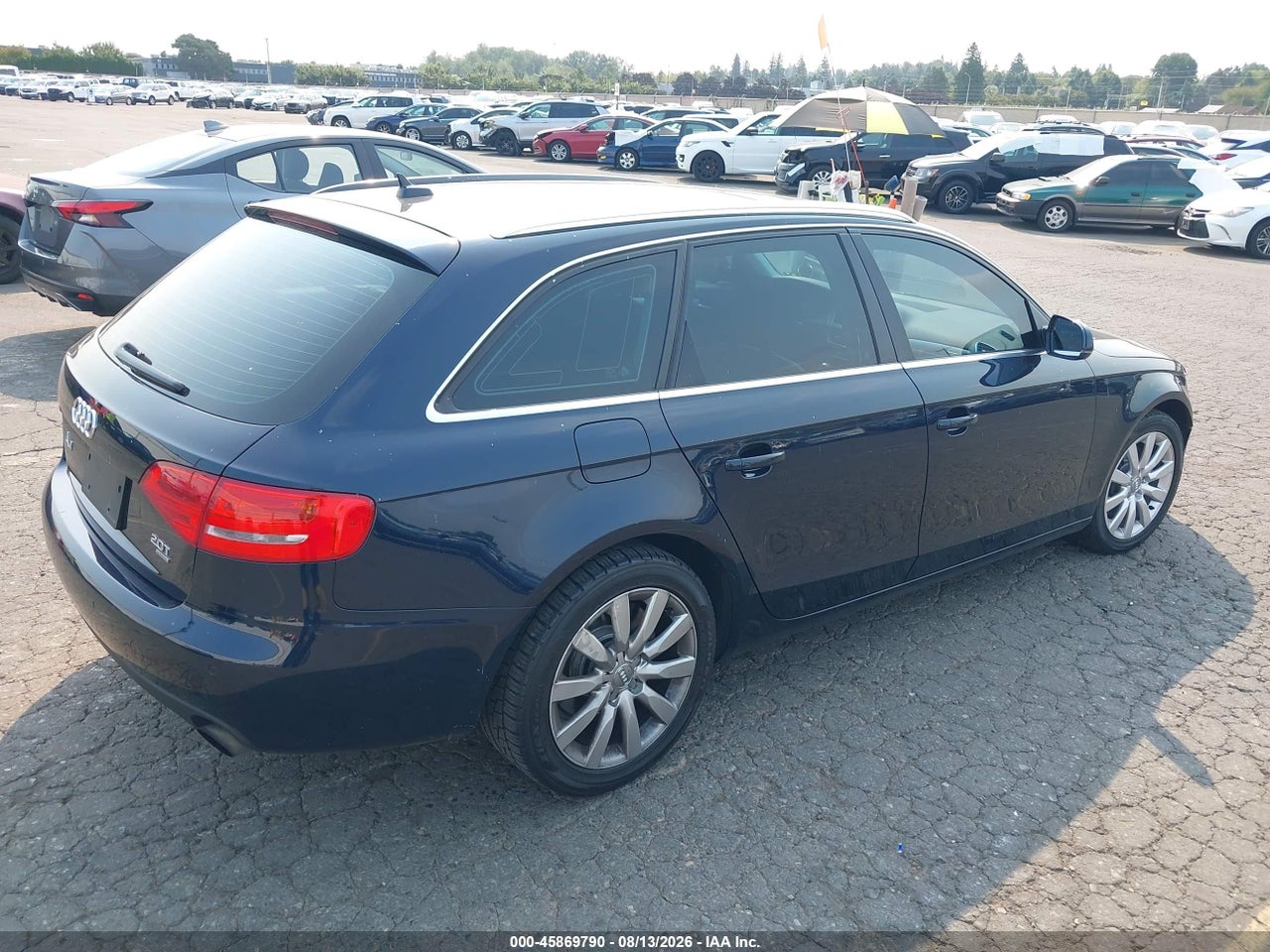 2011 AUDI A4 2.0T PREMIUM · 4/11