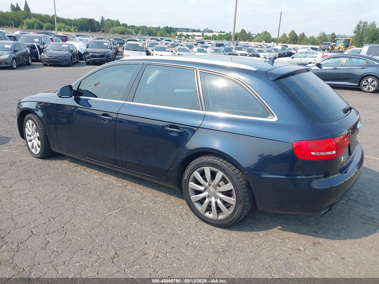 2011 AUDI A4 2.0T PREMIUM · 3/11