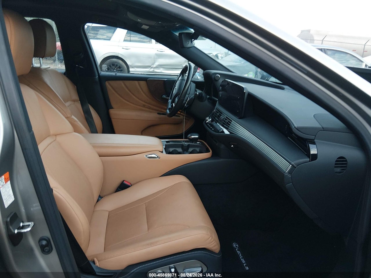 2021 LEXUS LS 500 · 5/11