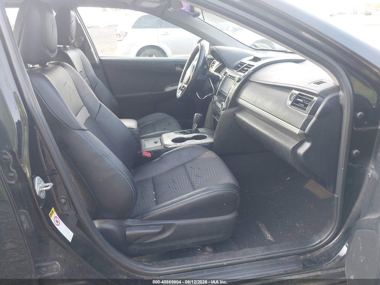 2012 TOYOTA CAMRY SE · 5/11