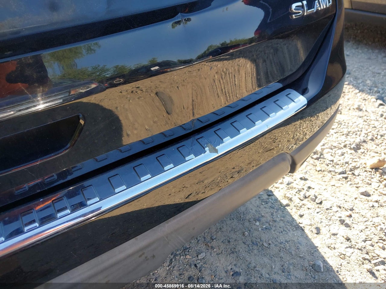 2015 NISSAN ROGUE SL · 6/11