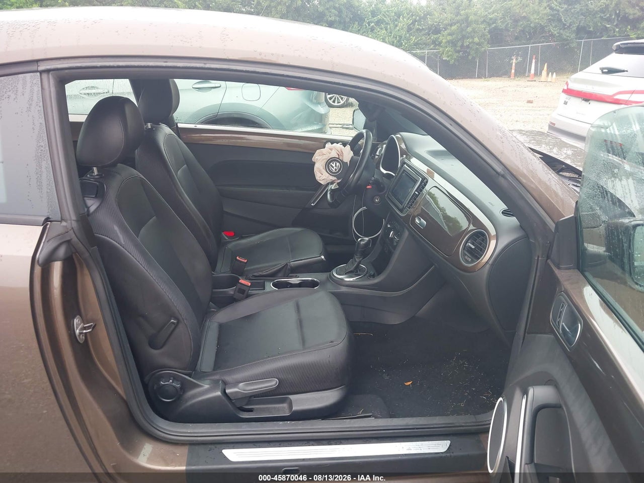 2012 VOLKSWAGEN BEETLE 2.5L · 5/11