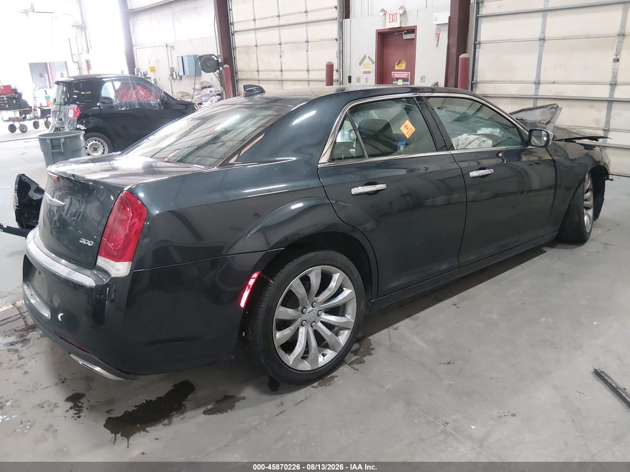 2018 CHRYSLER 300 LIMITED · 4/10