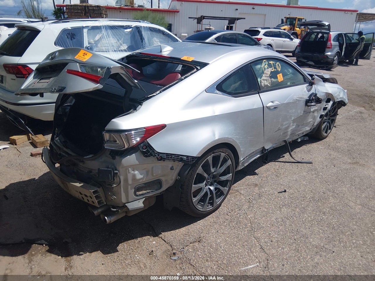 2016 LEXUS RC F · 4/10