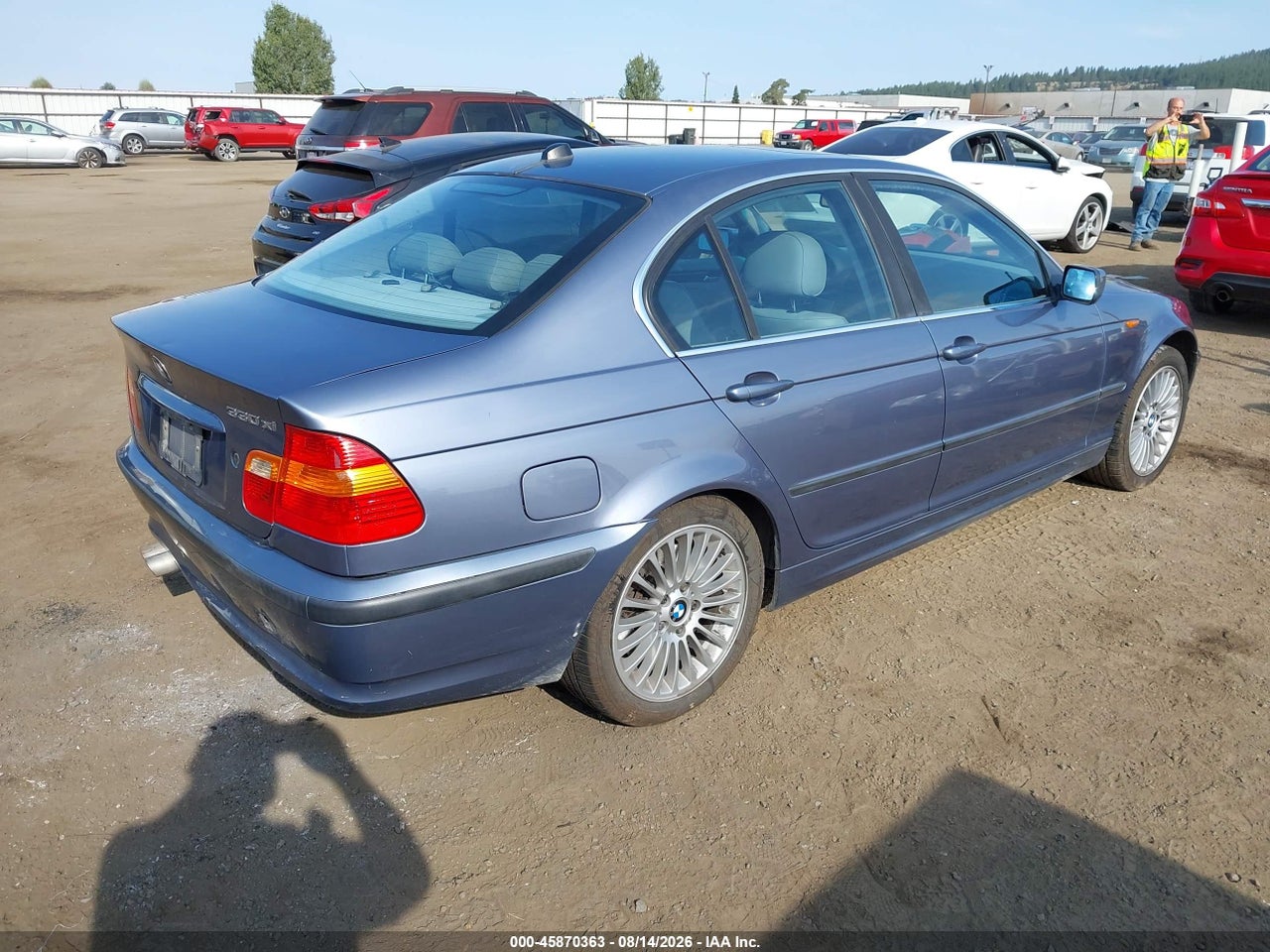 2003 BMW 330XI · 4/11