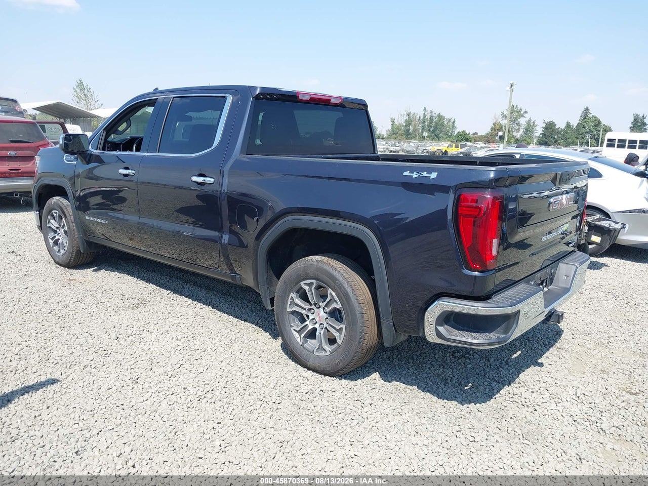 2026 GMC SIERRA 1500 , SHORT BED, SLT, 4WD · 3/11
