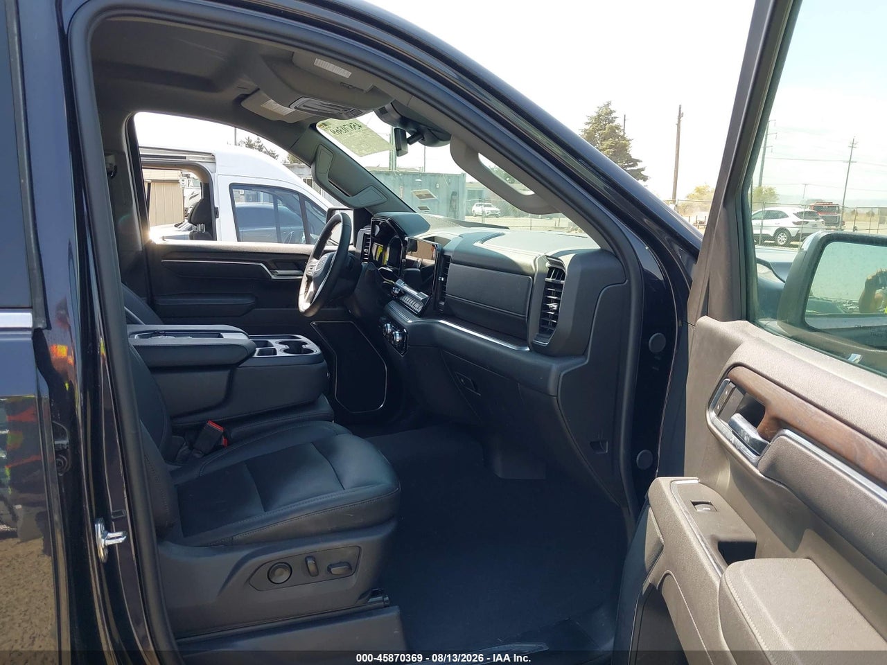 2026 GMC SIERRA 1500 , SHORT BED, SLT, 4WD · 5/11