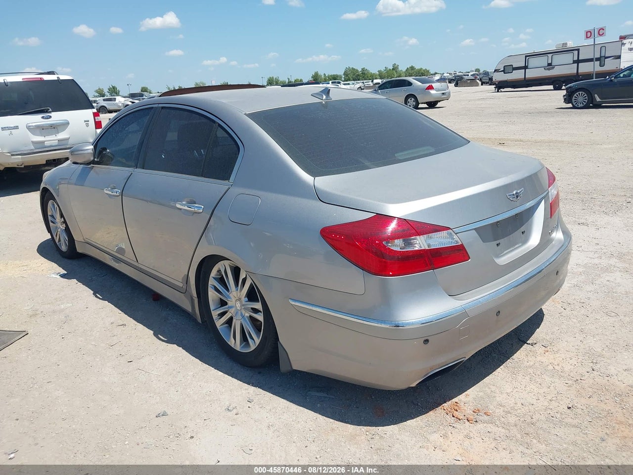 2013 HYUNDAI GENESIS 3.8 · 3/11