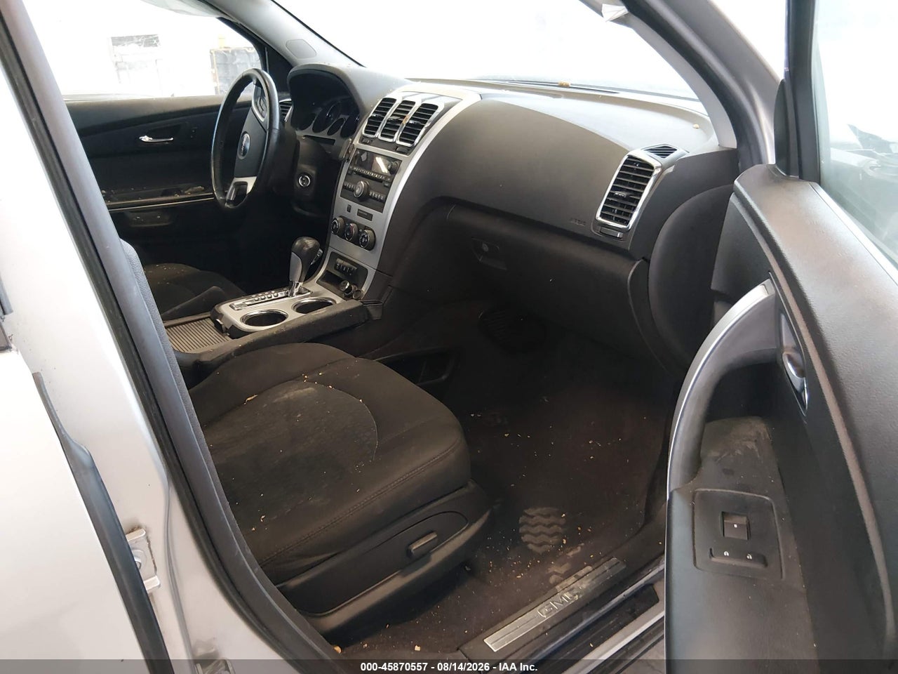 2011 GMC ACADIA SLE · 5/11