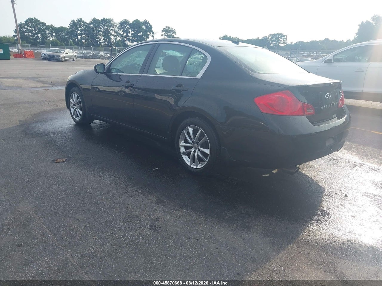 2009 INFINITI G37X   · 3/11
