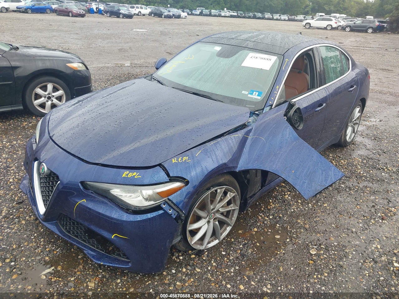 ZARFAEDNXH7****** · 2017 ALFA ROMEO GIULIA AWD · 2/11