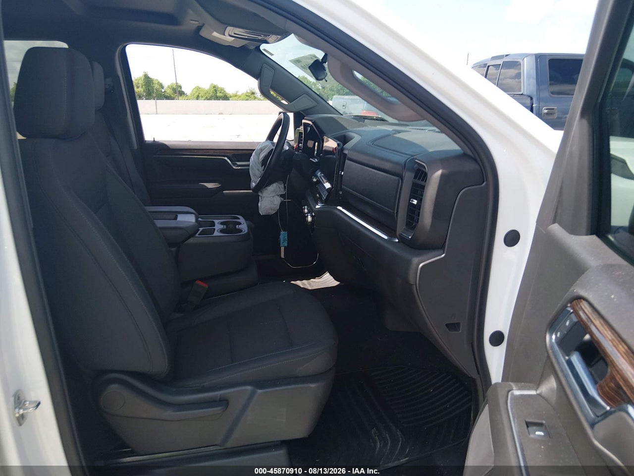 2025 GMC SIERRA 1500 2WD  SHORT BOX SLE · 5/11
