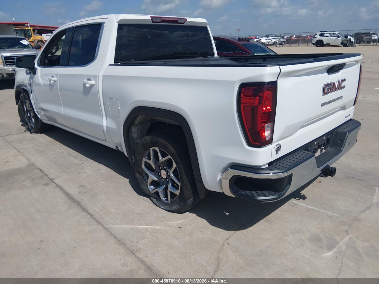 2025 GMC SIERRA 1500 2WD  SHORT BOX SLE · 3/11