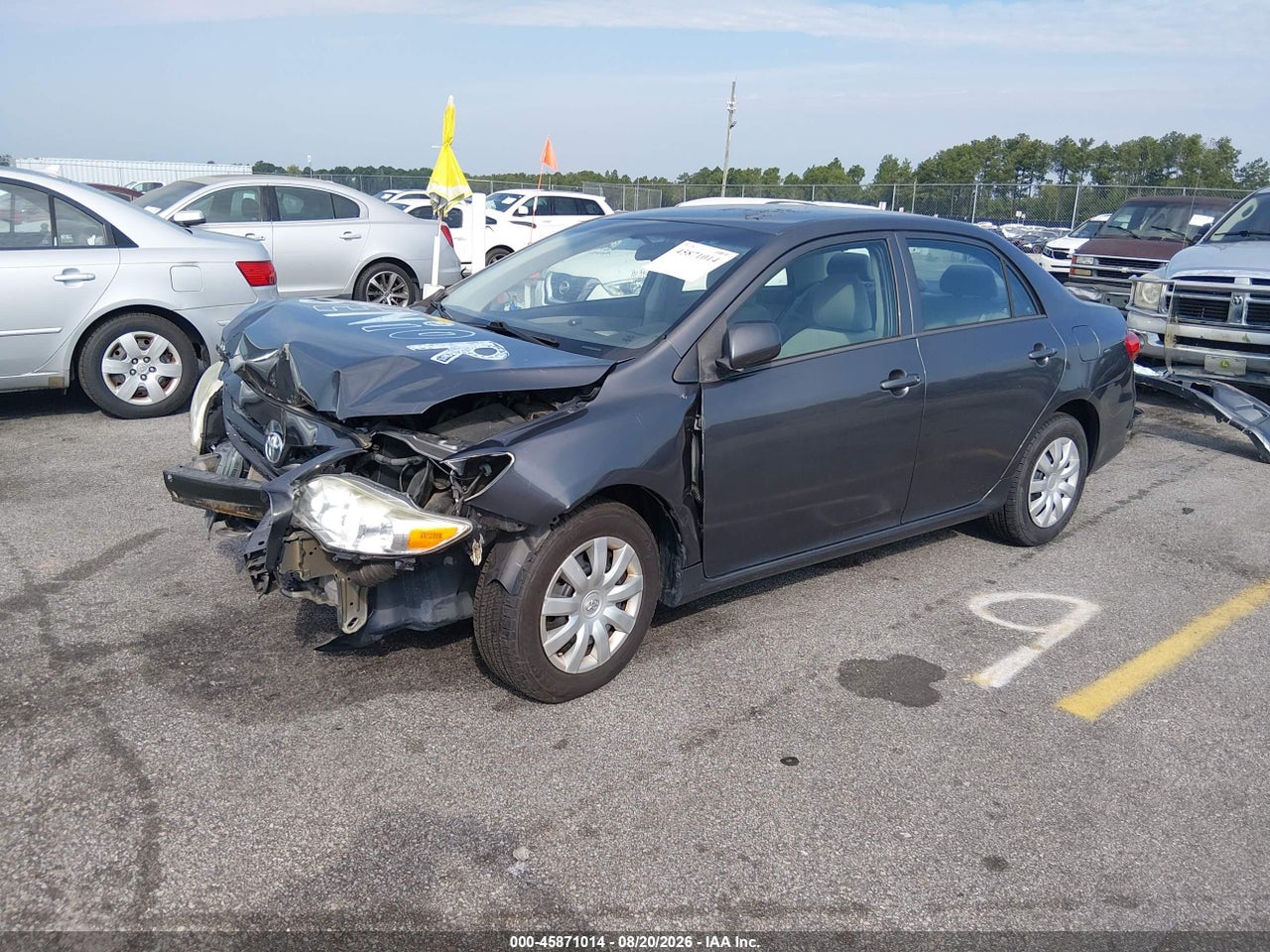 2013 TOYOTA COROLLA L · 2/11