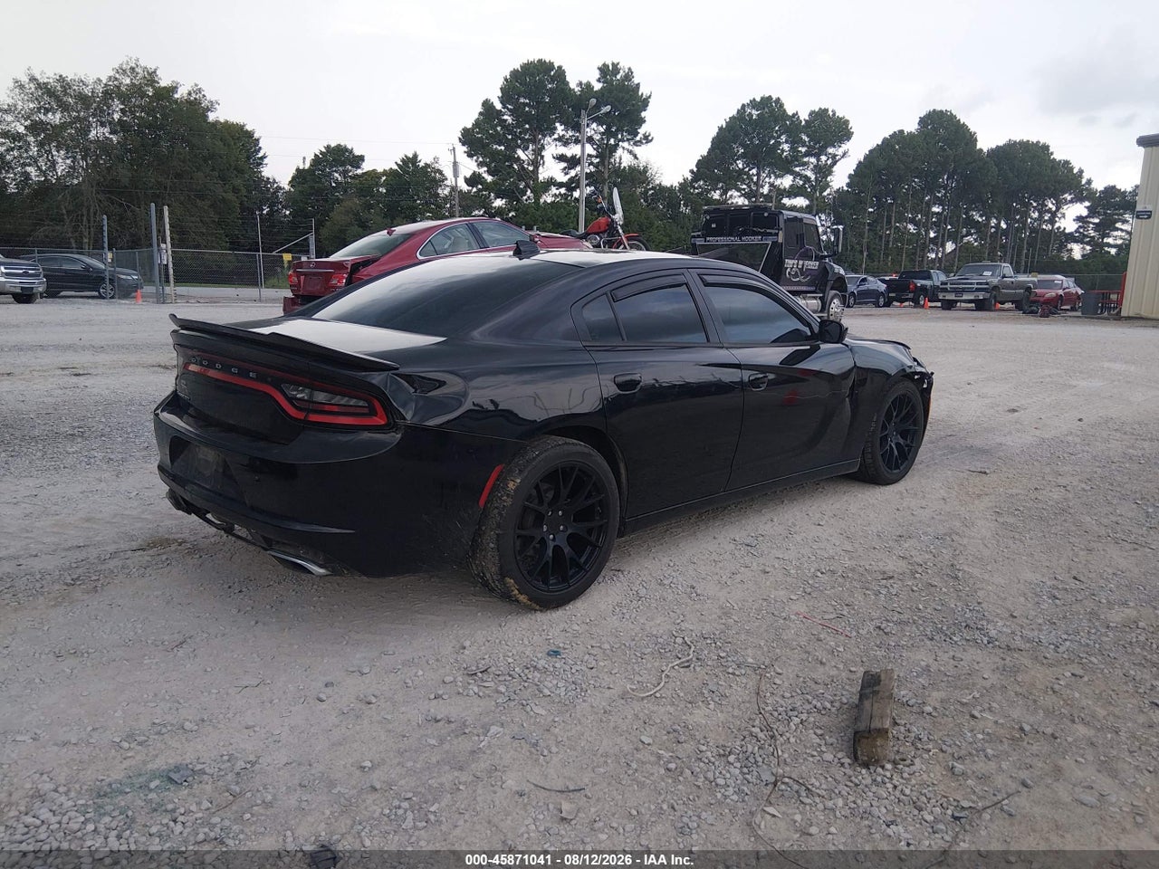 2017 DODGE CHARGER SXT RWD · 4/11