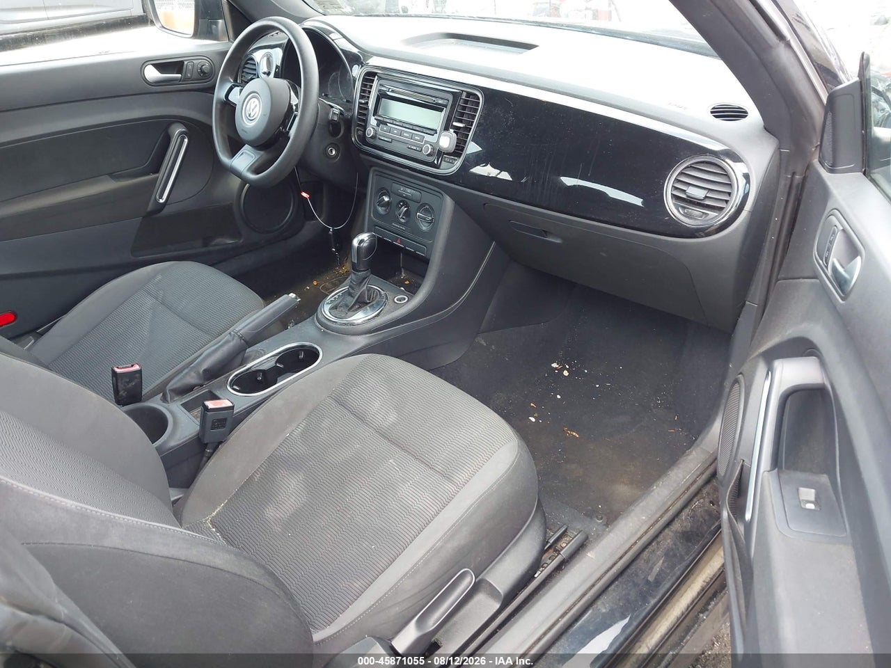 2013 VOLKSWAGEN BEETLE 2.5L ENTRY · 5/11