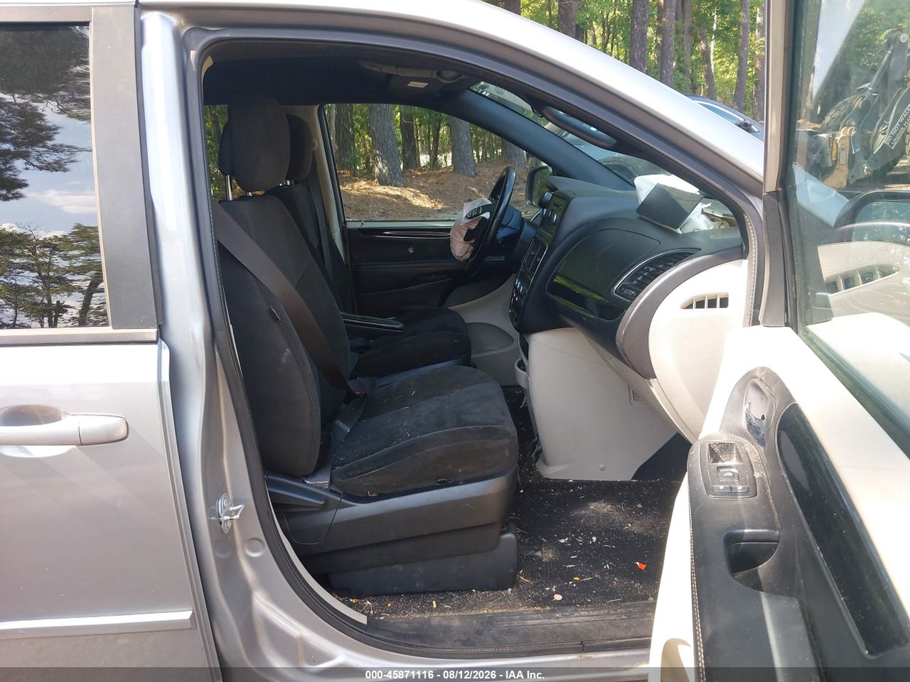 2016 DODGE GRAND CARAVAN SE PLUS · 5/10