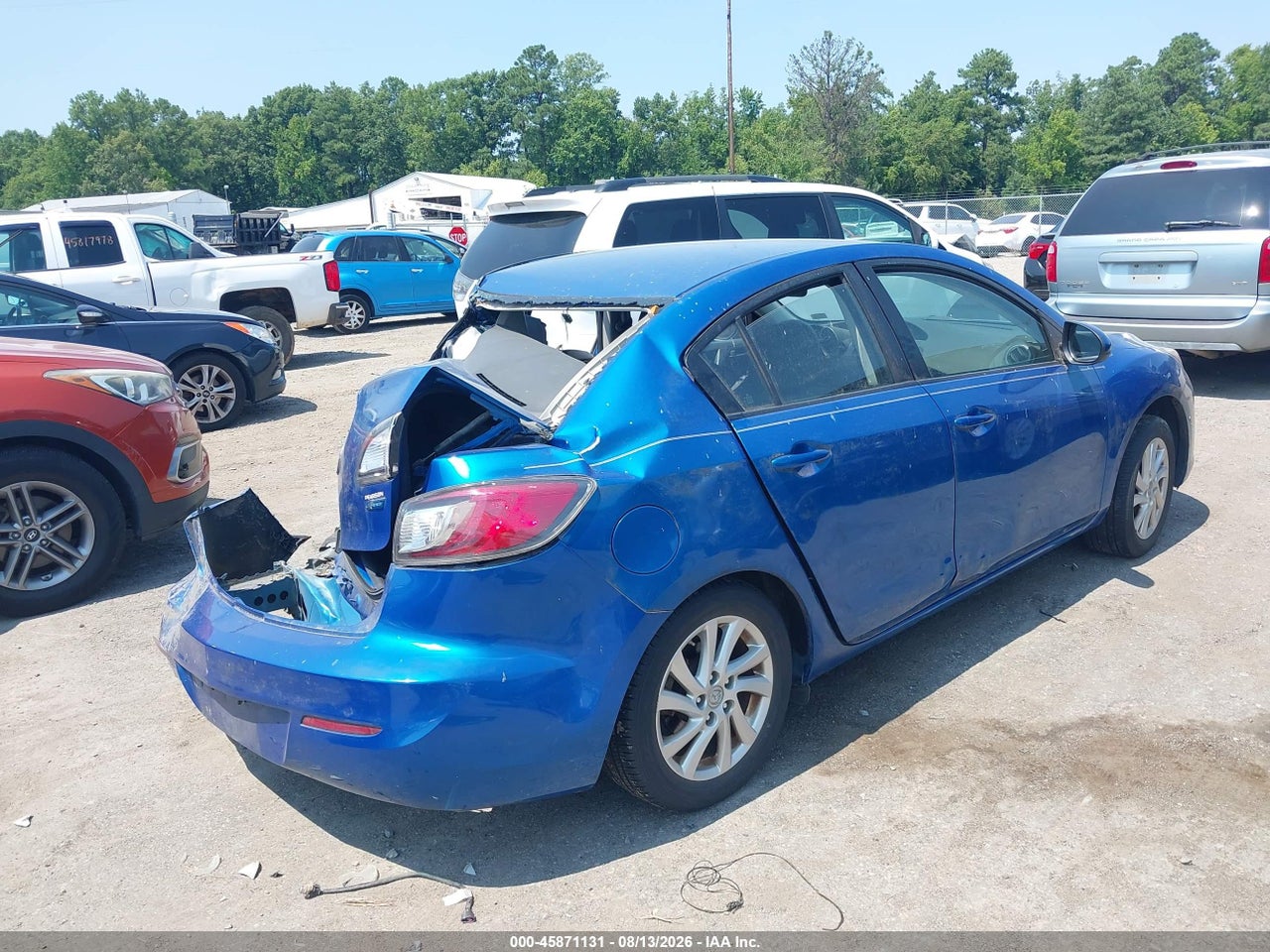 2012 MAZDA 3 I · 4/11