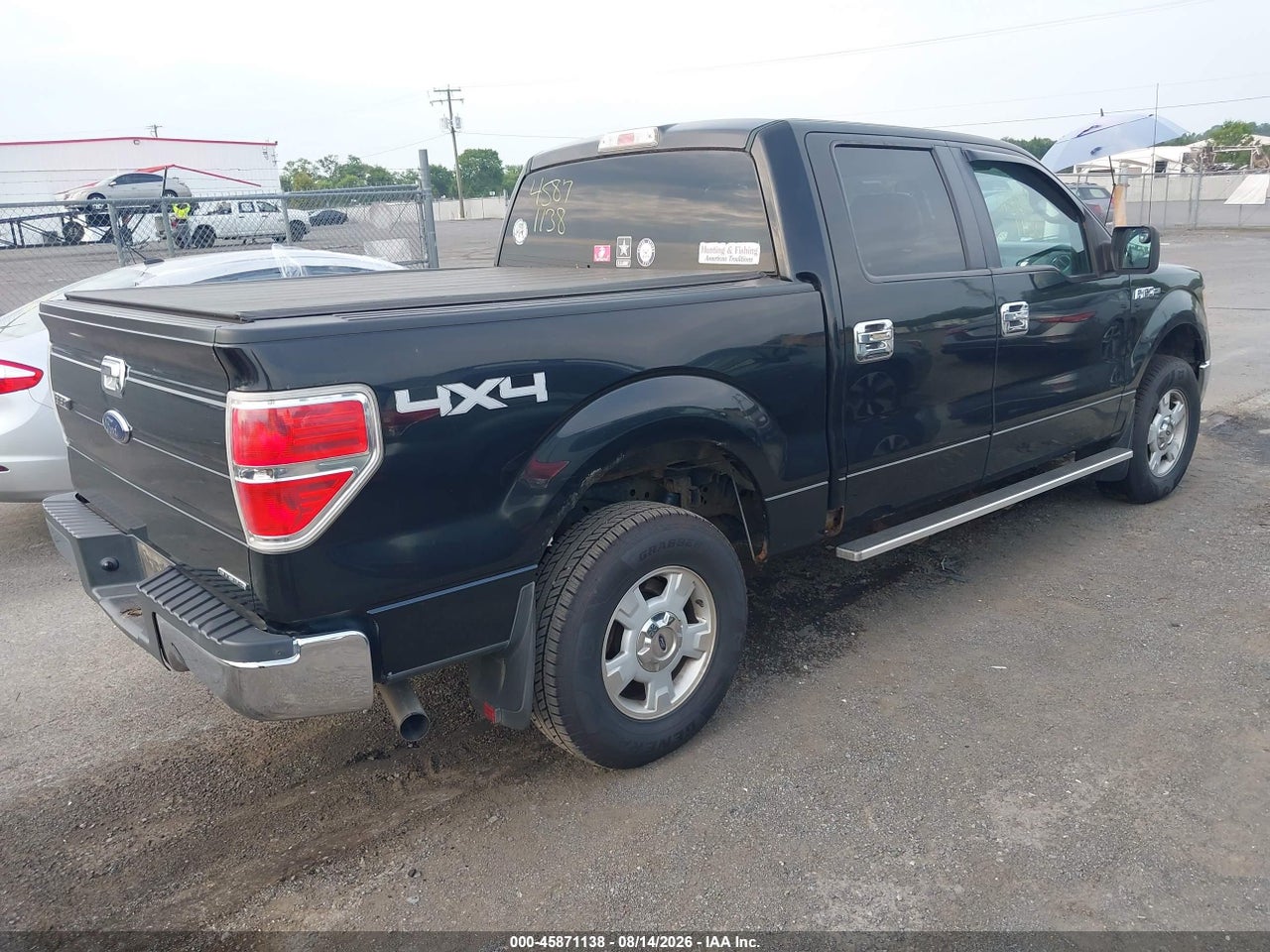 2013 FORD F-150 XLT · 4/11