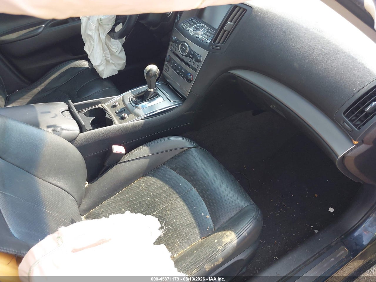 2011 INFINITI G25X · 5/10