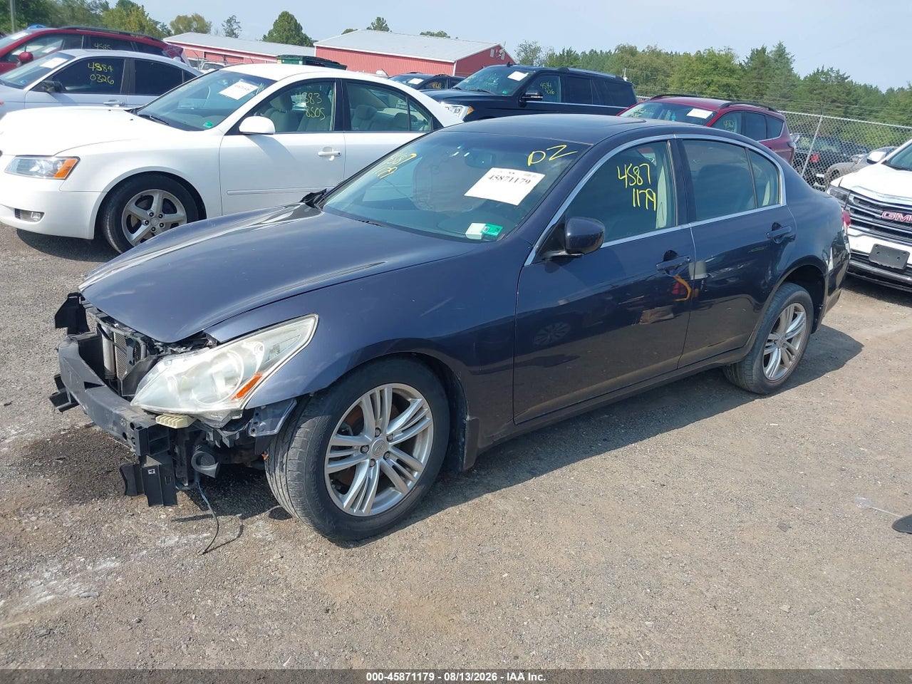 2011 INFINITI G25X · 2/10