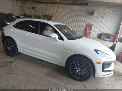 WP1AA2A5XSL****** · 2025 PORSCHE MACAN T