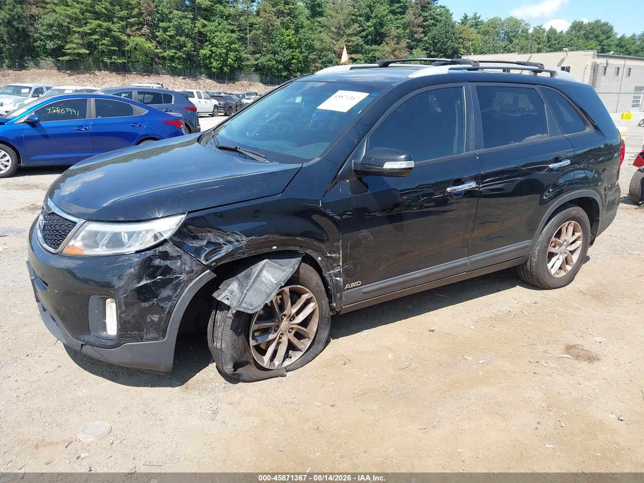 2015 KIA SORENTO LX · 2/11