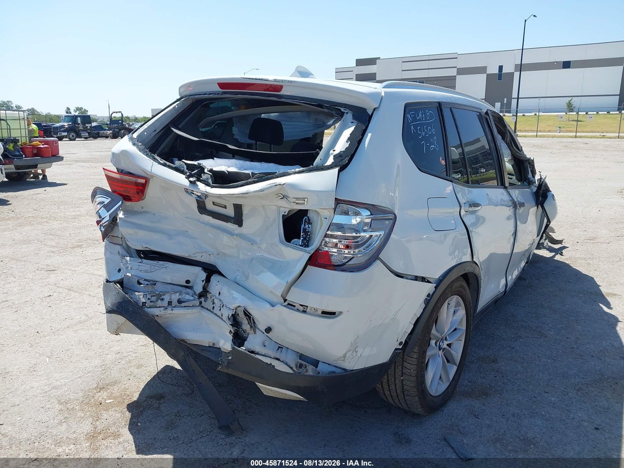 2017 BMW X3 XDRIVE28I · 4/10