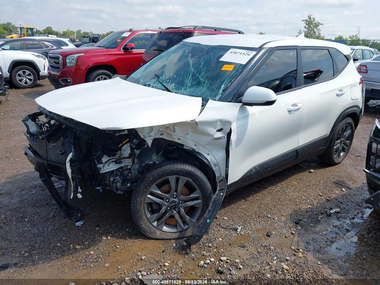 2023 KIA SELTOS LX · 2/11