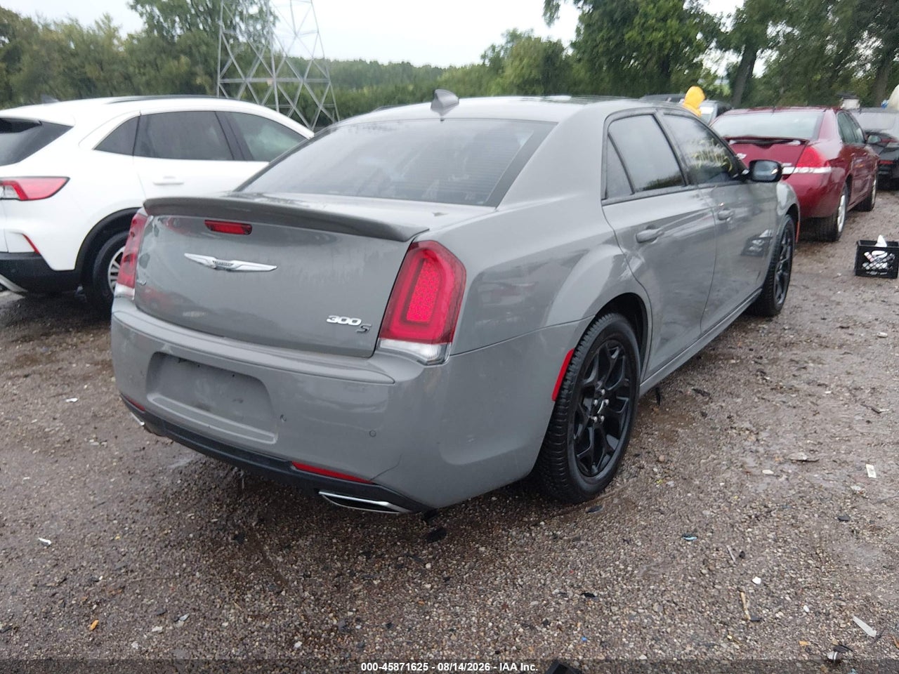 2018 CHRYSLER 300 · 4/11