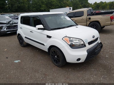 KNDJT2A22B7****** · 2011 KIA SOUL +